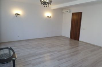 Aparatorii Patriei, inchiriere casa P+1+Pod, 175 mp totali+ Pod 60 mp, anunturi imobiliare Bucuresti