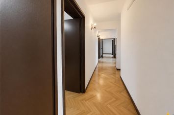 Birou de inchiriat TOMIS 4 - Constanta anunturi imobiliare Constanta