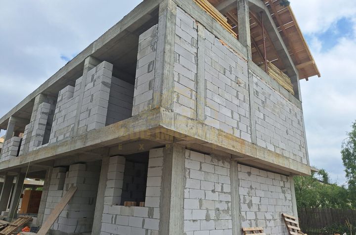 VILA P+1+M-185 MP SUPRAF.UTILA-METROU BERCENI anunturi imobiliare Bucuresti
