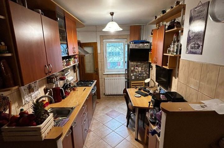 Apartament 3 camere de vanzare DOROBANTI - Timis anunturi imobiliare Timis