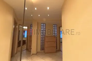 De vanzare, apartament 4 camere decomandat, luminos - zona Scriitorilor anunturi imobiliare Brasov