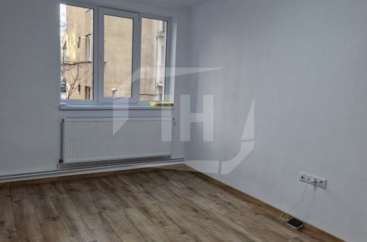 Apartament 3 camere de vanzare CLUJ-NAPOCA - Cluj anunturi imobiliare Cluj
