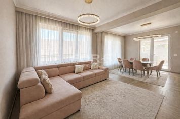 Casa moderna cu 4 camere de vanzare strada Piersicilor,  Oncea anunturi imobiliare Bihor