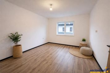 Casă - 4 camere de vanzare EXTERIOR EST - Brasov anunturi imobiliare Brasov