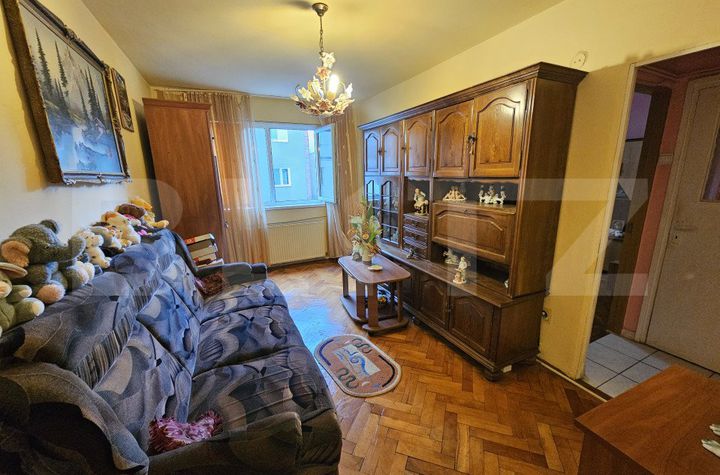 Apartament 2 camere de vanzare DACIA - Hunedoara anunturi imobiliare Hunedoara