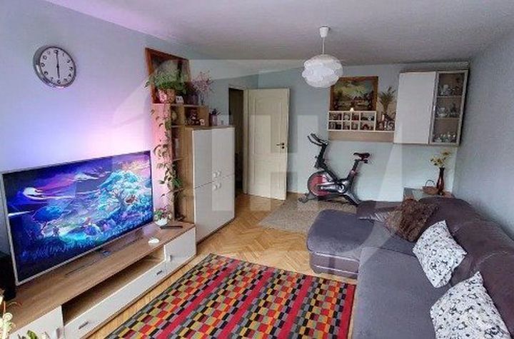 Apartament 3 camere de vanzare CLUJ-NAPOCA - Cluj anunturi imobiliare Cluj