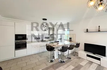 De inchiriat apartament cu 3 camere in Avantgarden3 anunturi imobiliare Brasov