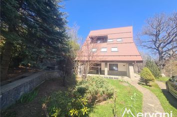 Vilă - 9 camere de vanzare BREAZA - Prahova anunturi imobiliare Prahova