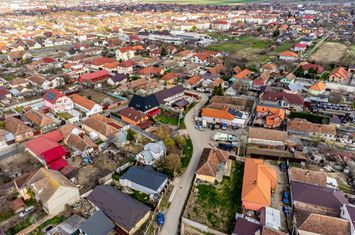 PRET NOU! Casa la pret de apartament - Vladimirescu,Arad - COMISION 0% anunturi imobiliare Arad
