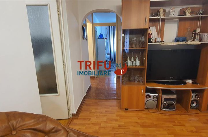 Apartament 3 camere de vanzare CENTRAL - Alba anunturi imobiliare Alba