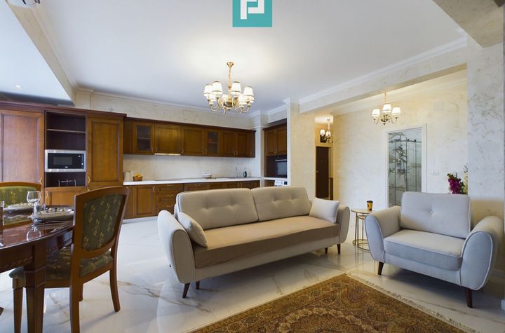 Apartament cu 3 camere premium  – ARED-UTA anunturi imobiliare Arad