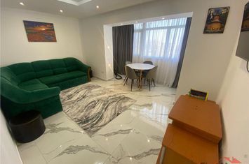 Apartament 3 camere de inchiriat CENTRAL - Vrancea anunturi imobiliare Vrancea