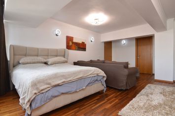 Apartament 2 camere de vanzare UNIRII - Bucuresti anunturi imobiliare Bucuresti