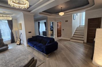 Vilă - 11 camere de vanzare IPOTESTI - Suceava anunturi imobiliare Suceava