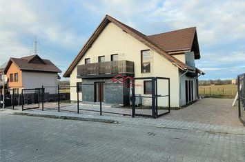Vilă - 4 camere de vanzare PERIFERIE - Sibiu anunturi imobiliare Sibiu