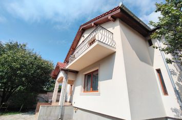 Vilă - 4 camere de vanzare ALBA IULIA - Alba anunturi imobiliare Alba