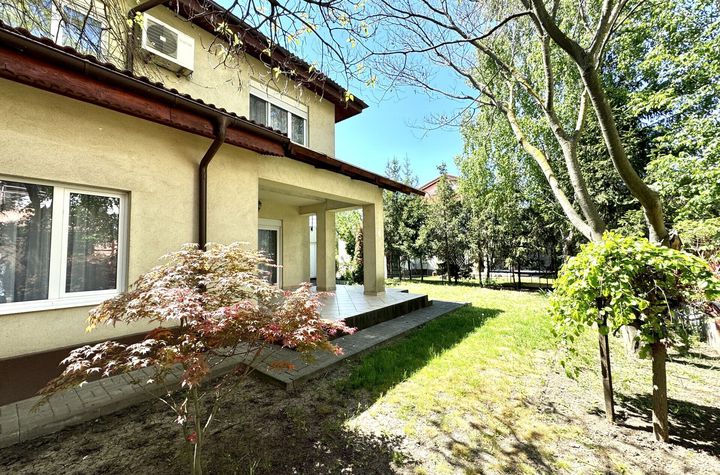 Bright and spacious villa, residential complex, Pipera area anunturi imobiliare Bucuresti