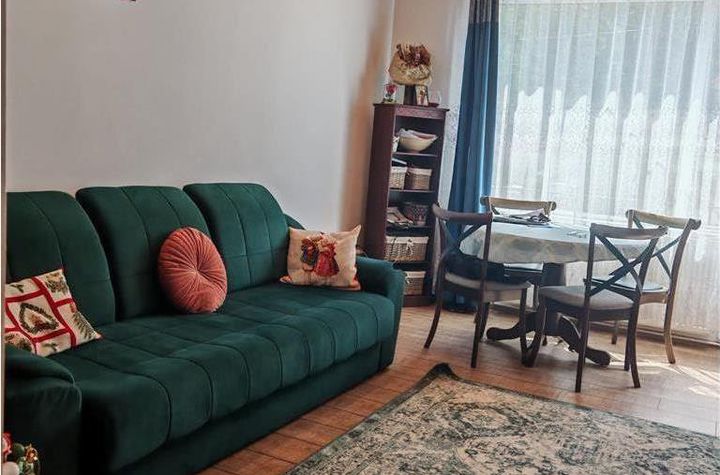 Apartament 4 camere de vanzare BUSTENI - Prahova anunturi imobiliare Prahova