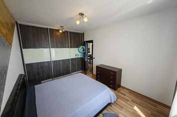 Apartament 3 camere de inchiriat TRACTORUL - Brasov anunturi imobiliare Brasov