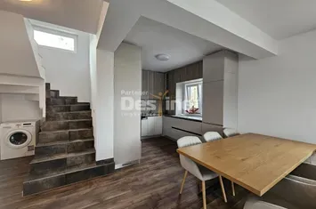 Vilă - 4 camere de vanzare TOMESTI - Iasi anunturi imobiliare Iasi