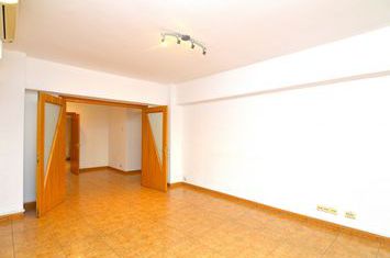 Apartament 4 camere de inchiriat UNIRII - Bucuresti anunturi imobiliare Bucuresti