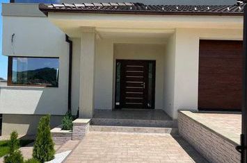 Vilă - 5 camere de vanzare CISNADIE - Sibiu anunturi imobiliare Sibiu