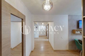 Apartament 4 camere ultracentral, ideal pentru familie, str. Cuza Vodă anunturi imobiliare Botosani