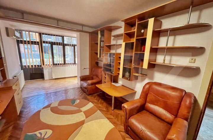 Apartament 2 camere de vanzare CALEA BUCURESTI - Dolj anunturi imobiliare Dolj