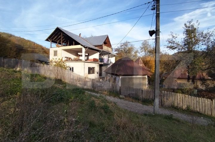 Vilă - 7 camere de vanzare TARGOVISTE - Dambovita anunturi imobiliare Dambovita