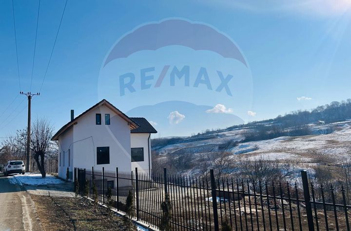 Casa cu 6 camere de vanzare in Slimnic anunturi imobiliare Sibiu