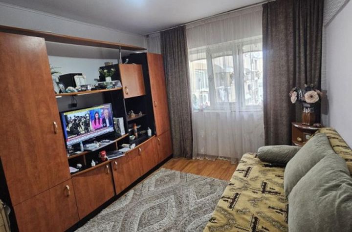 Garsonieră de vanzare VALEA ROSIE - Dolj anunturi imobiliare Dolj
