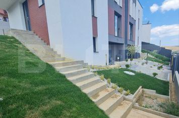 Vilă - 5 camere de vanzare FLORESTI - Cluj anunturi imobiliare Cluj