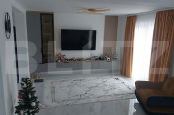 Casă - 4 camere de vanzare SUCEAVA - Suceava anunturi imobiliare Suceava