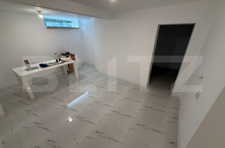 Apartament 3 camere de vanzare GEORGE ENESCU - Dolj anunturi imobiliare Dolj