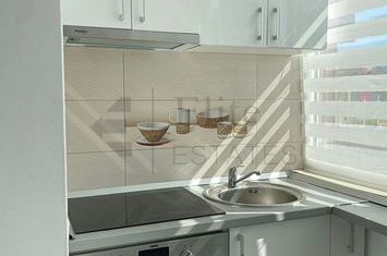 Apartament de inchiriat cu 3 camere Nufarul Plazza, Oradea anunturi imobiliare Bihor