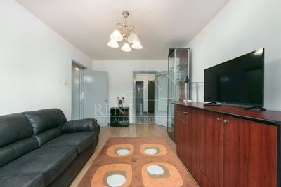 Apartament 3 camere 67 mp