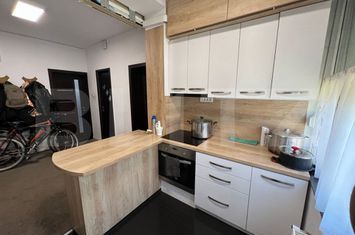 Apartament 4 camere de vanzare ORADEA - Bihor anunturi imobiliare Bihor
