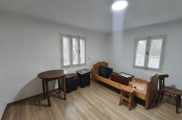 Casă - 2 camere de vanzare SIRET - Suceava anunturi imobiliare Suceava