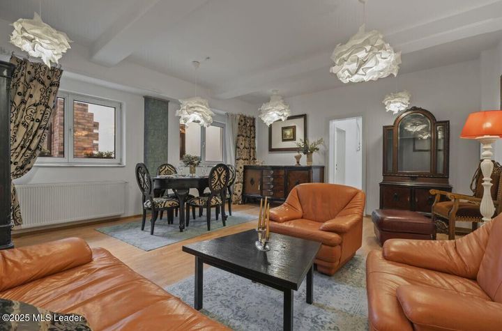 Maltopol - Titulescu, vila renovata 242 mp total, curte 105 mp anunturi imobiliare Bucuresti