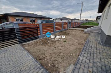 Casă - 4 camere de vanzare ARONEANU - Iasi anunturi imobiliare Iasi