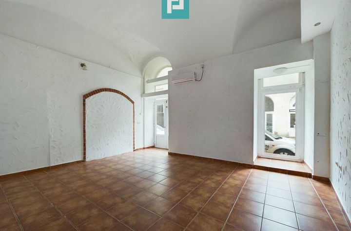 Spațiu comercial ultracentral- str. Mihai Eminescu anunturi imobiliare Arad