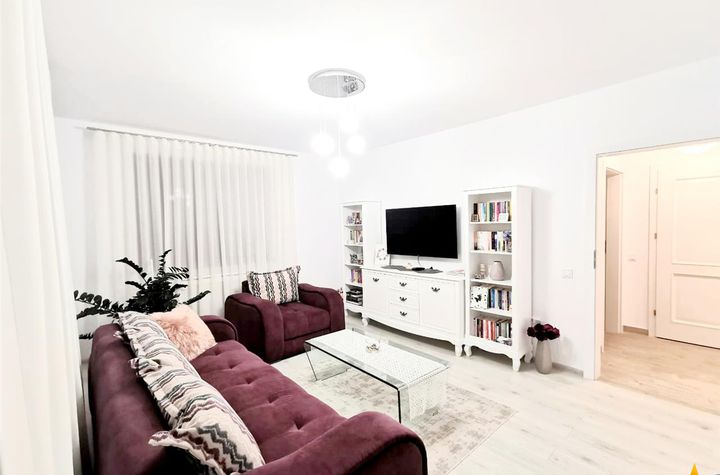 Apartament 2 camere de inchiriat TRACTORUL - Brasov anunturi imobiliare Brasov