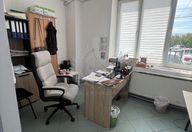 1.300 €, Spațiu comercial