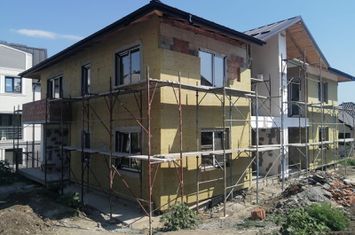 DUPLEX MODERN CU 3 DORMITOARE, CURTE SI TERASA SOSEAUA IASI-VOINESTI anunturi imobiliare Iasi