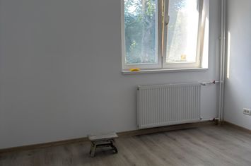 Titan - Costin Georgian metrou vanzare ap. 3 cam dec  renovat 2 minute metrou anunturi imobiliare Bucuresti