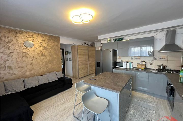 Apartament 3 camere de vanzare BRAILEI - Vrancea anunturi imobiliare Vrancea