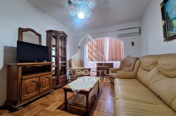 Apartament 3 camere, 68 mp utili, Aurel Vlaicu anunturi imobiliare Arad