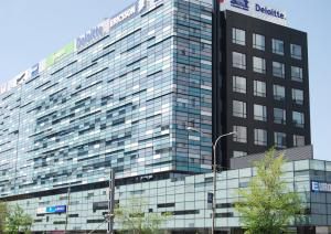 Relocarea multinaţionalelor din IT&C şi pharma animează piaţa office