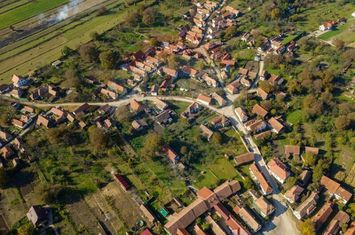 Casă de vânzare / Spațiu producție cu 12+ camere anunturi imobiliare Sibiu