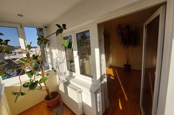 Apartament 2 camere de vanzare UZINA 2 - Brasov anunturi imobiliare Brasov